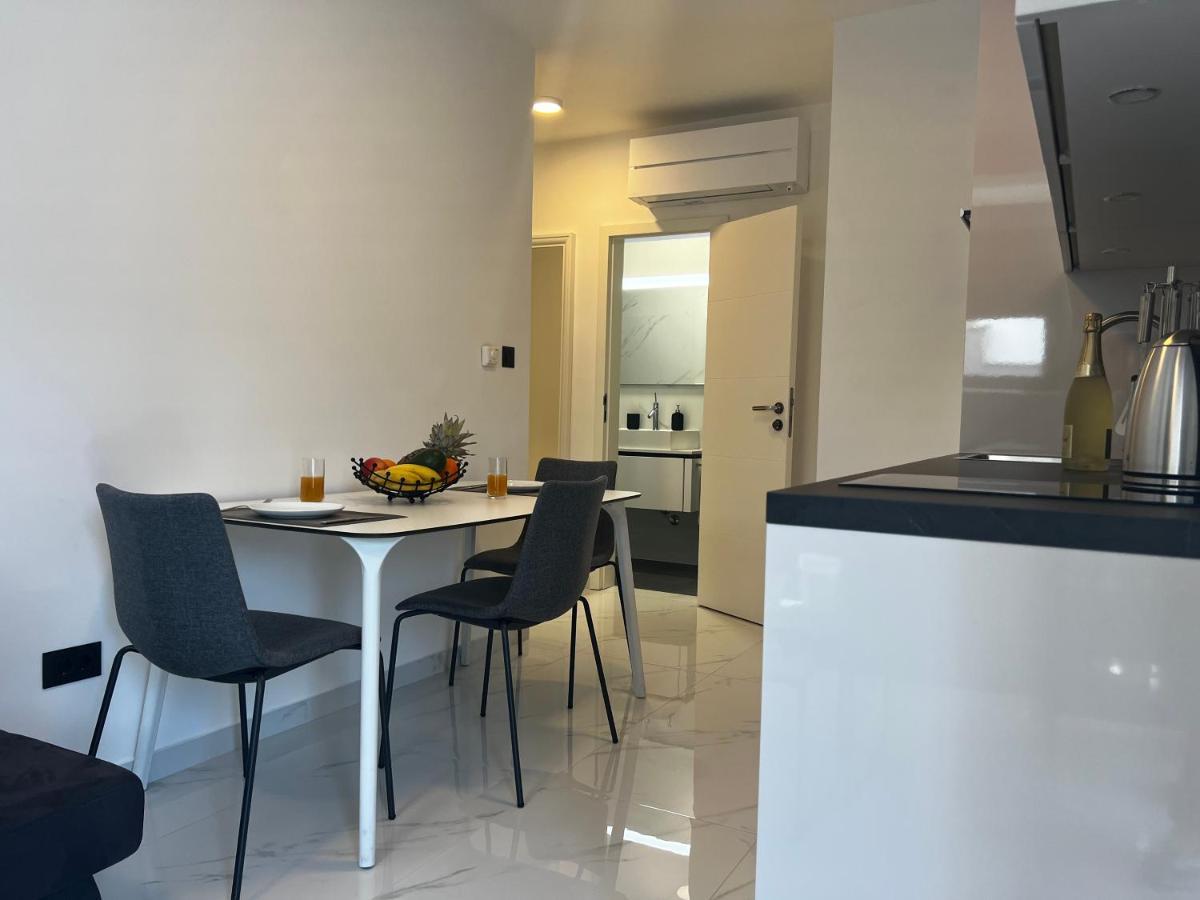 White Pearl Apartments - New Grebaštica Esterno foto