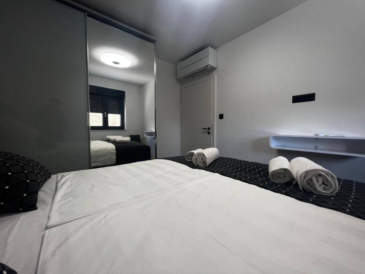 White Pearl Apartments - New Grebaštica Esterno foto