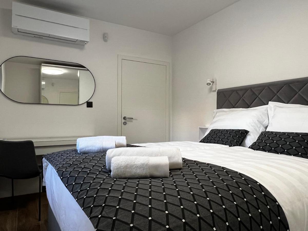 White Pearl Apartments - New Grebaštica Esterno foto